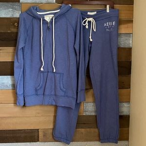 🆕✨NWOT Aerie Sweatsuit Set